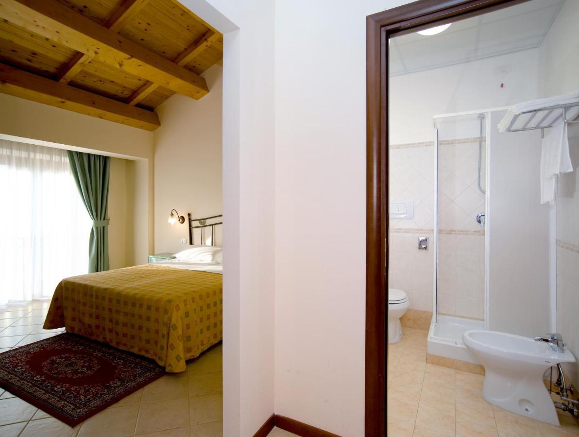 Agriturismo Biologico Corte Aragonese Santa Maria di Licodia Room photo